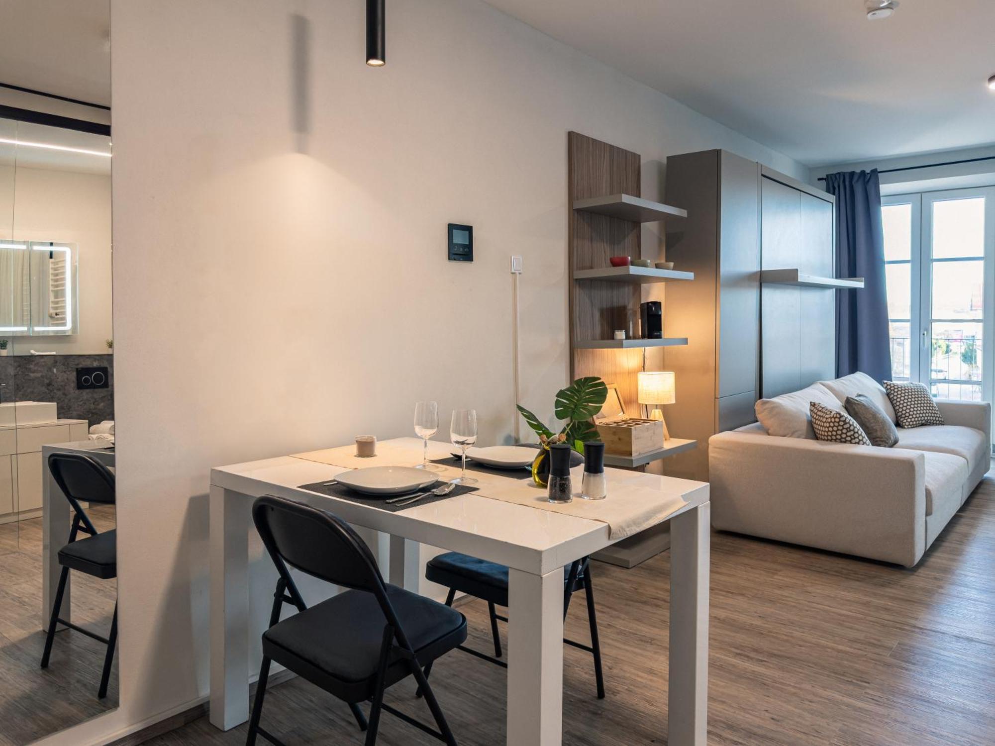 Crest - Riverside Lofts Mit Parken I Balkon I Kueche I Regendusche พัสเซา ภายนอก รูปภาพ