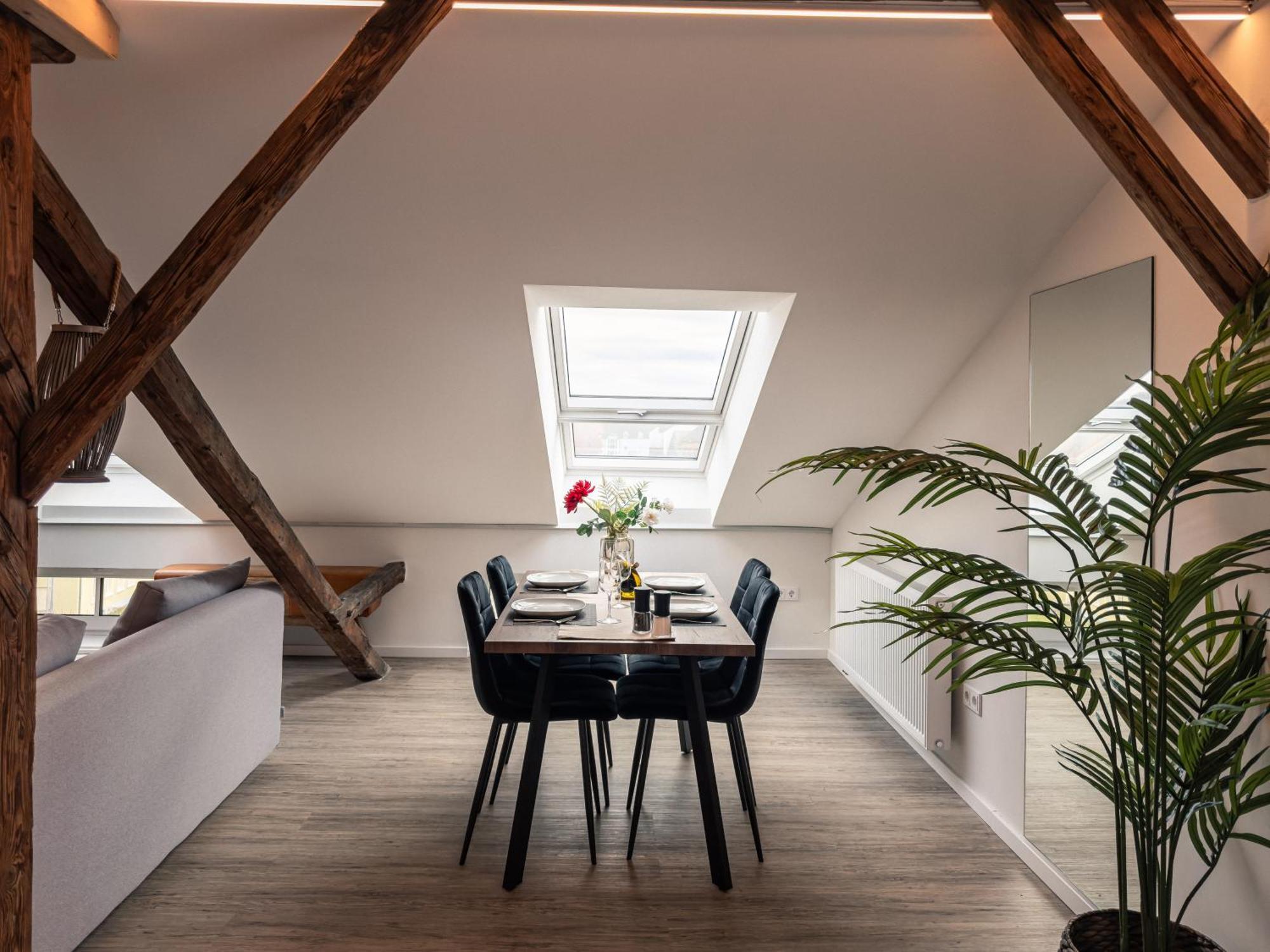 Crest - Riverside Lofts Mit Parken I Balkon I Kueche I Regendusche พัสเซา ภายนอก รูปภาพ